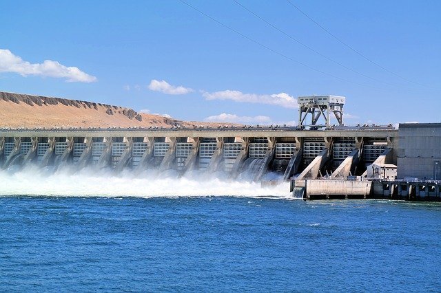 Dam for hydro energy